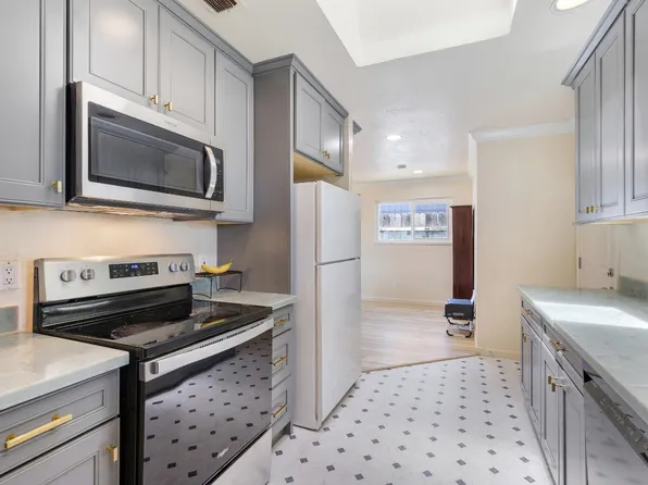 7709 Milldale Cir, Elverta, CA 95626