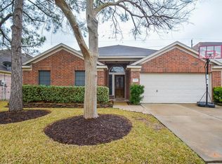 2215 Trotter Dr, Katy, TX 77493