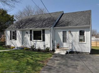 61 Potowomut Rd, Warwick, RI 02818