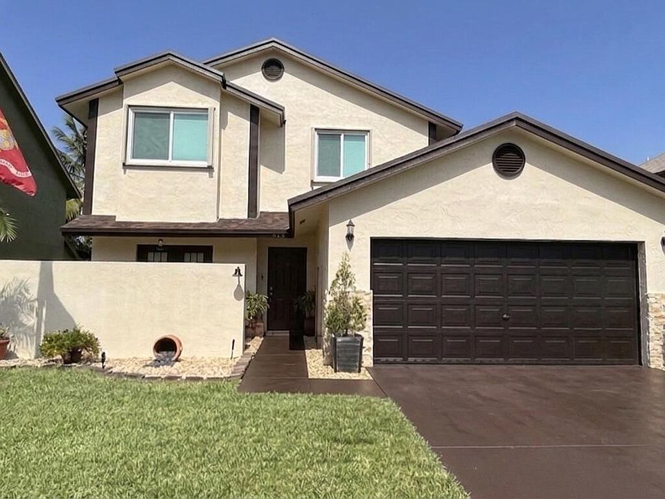 1st image of 940 SW 96TH Avenue