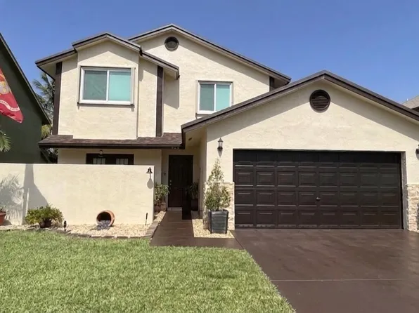 940 SW 96TH Avenue, Pembroke Pines, FL 33025