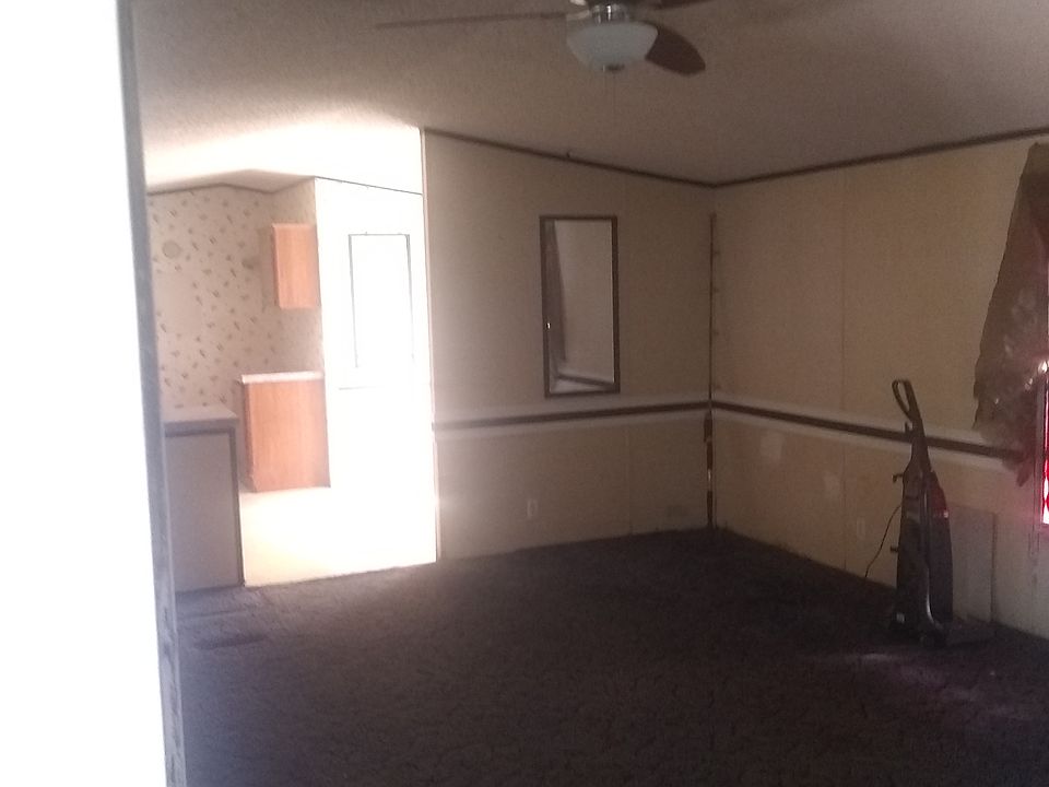 2nd image of 133 Chargois St