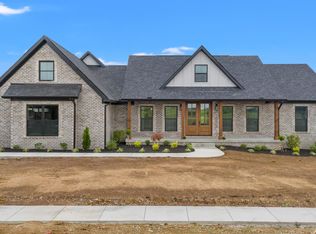 243 Berkley Hall Dr, Berea, KY 40403