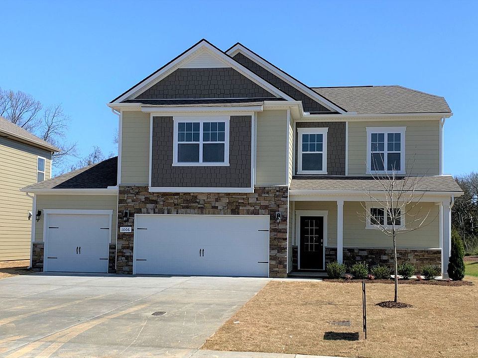 1st image of 1006 Black Oak Dr
