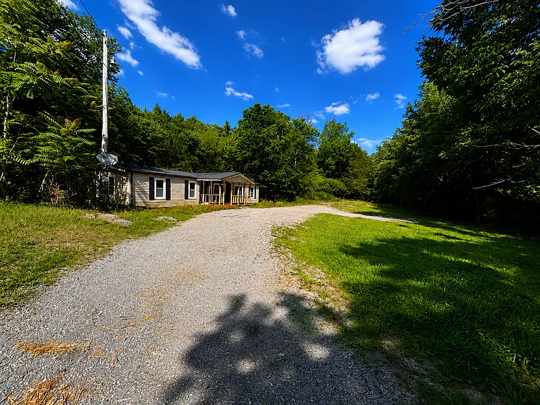 415 Old Statesville Rd — Photo 28