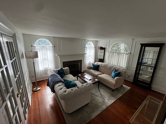 3rd image of 228 N Washington Ave APT B