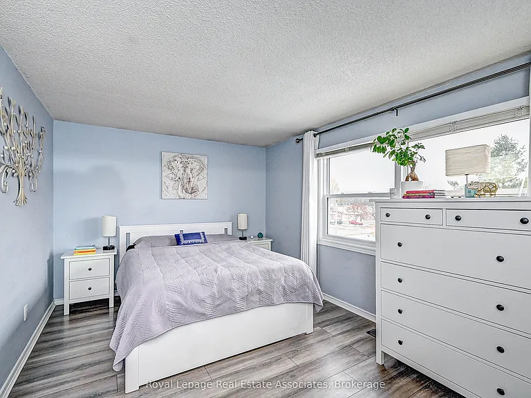 190 Nith River Way — Photo 16
