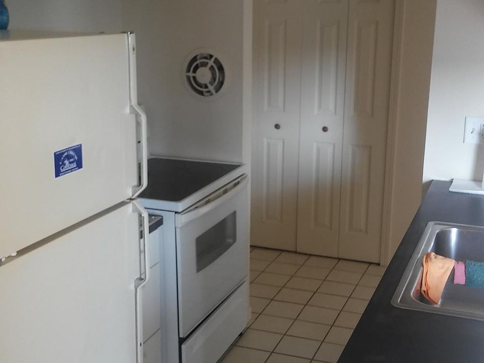 21741 Hillside Apartments, Clinton Township, MI 48035 Zillow