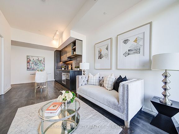 3rd image of 1000 Portage Pkwy #1712