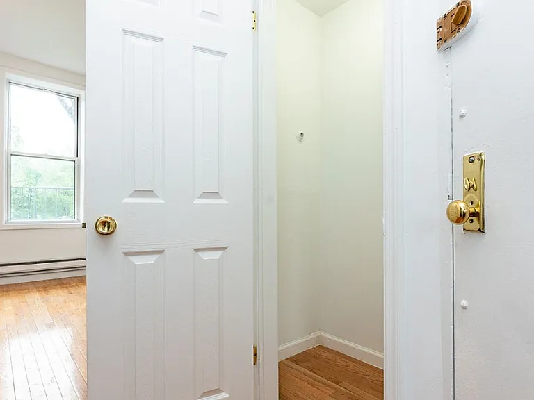 43 Cumberland St #1R — Photo 8