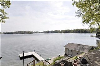 3rd image of 103 Sunnyside Dr