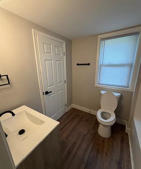 64 Wesley St #B — Photo 10