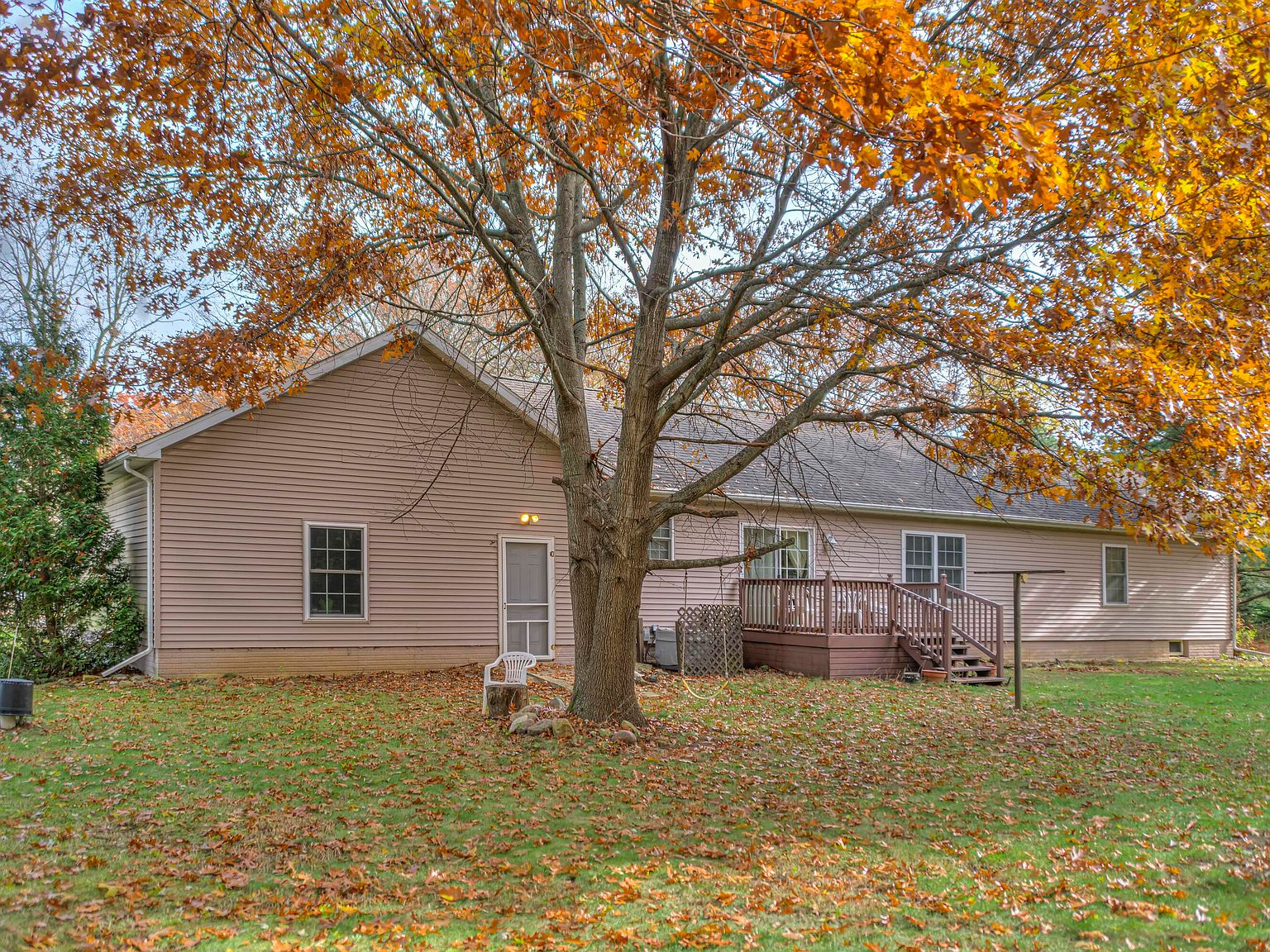 1202 Longfellow Ave, Jackson, MI 49202 Zillow