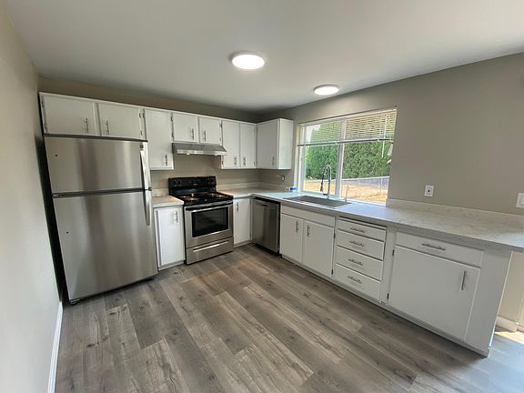 2nd image of 6114 60th Pl NE