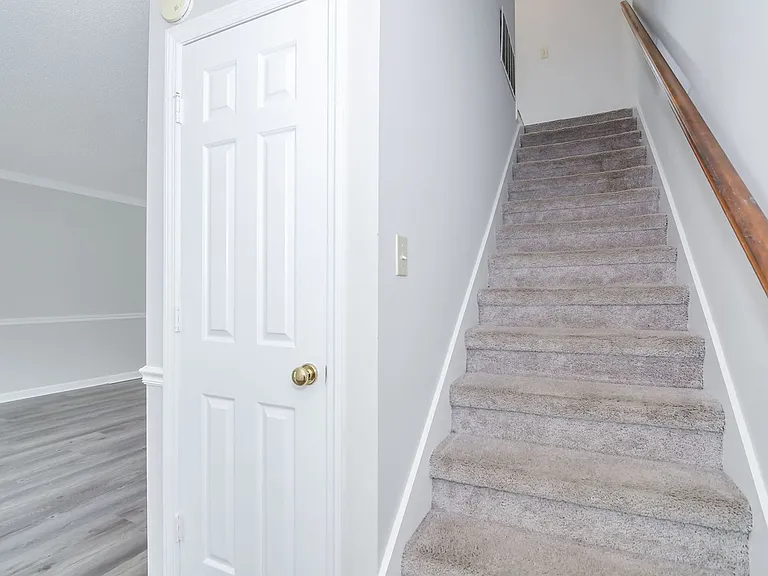 2906 Running Creek Ln — Photo 22