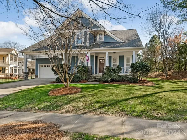 1016 Windsong Bay Ln, Tega Cay, SC 29708