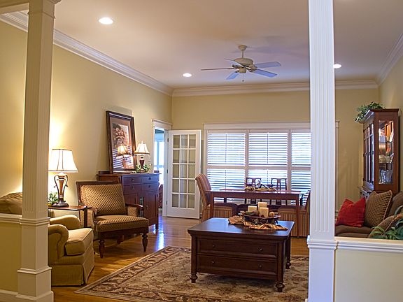 4th image of 21 Alban Ln