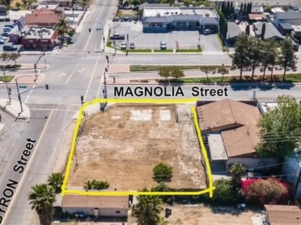 13653 Magnolia Ave #17, Corona, CA 92879
