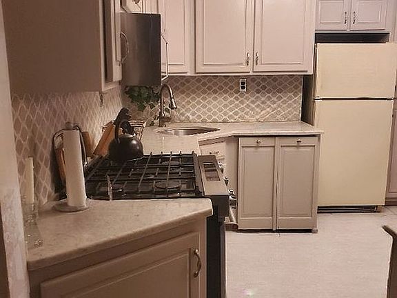 4th image of 34-31 82nd St APT 1