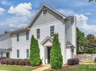 1523 Briar Creek Rd APT B, Charlotte, NC 28205