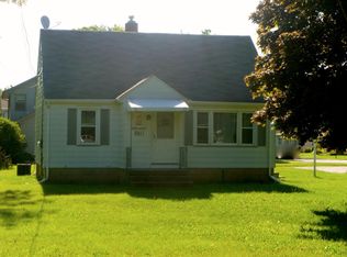 8917 22nd Ave, Kenosha, WI 53143