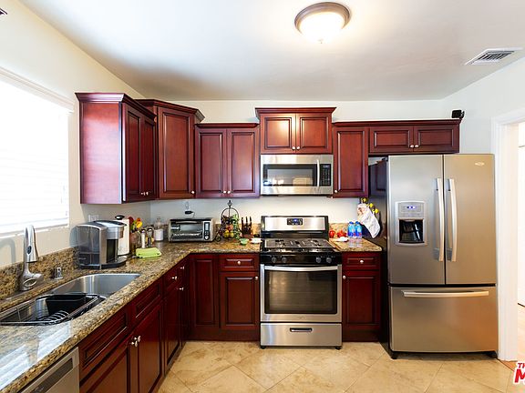 4th image of 4018 W 59th Pl