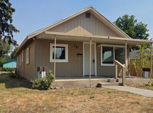 729 4th St, Clarkston, WA 99403
