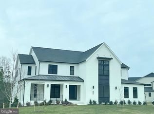 1208 Riley Preserve Ct, Great Falls, VA 22066