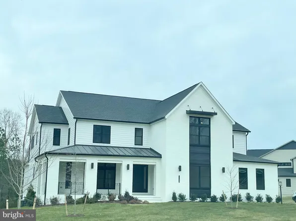 1208 Riley Preserve Ct, Great Falls, VA 22066