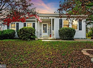 4333 Sycamore Dr, Hampstead, MD 21074