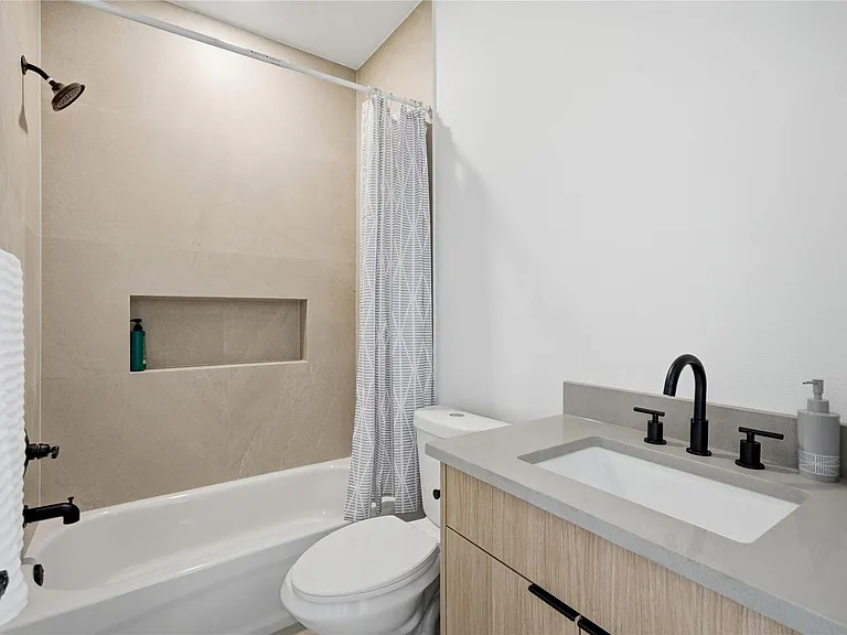 5509 Hershe St — Photo 12