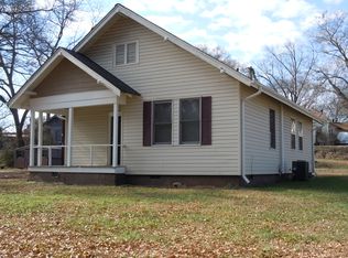3 Walnut St, Spartanburg, SC 29303