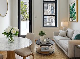 307 W 39th St #2T, New York, NY 10018