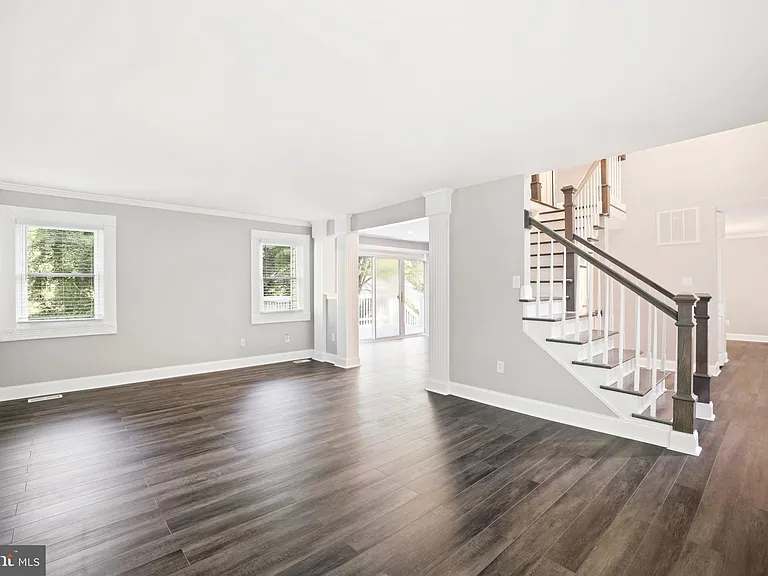 1518 Gingerwood Ct — Photo 8