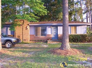 77 Ranier St, Baxley, GA 31513