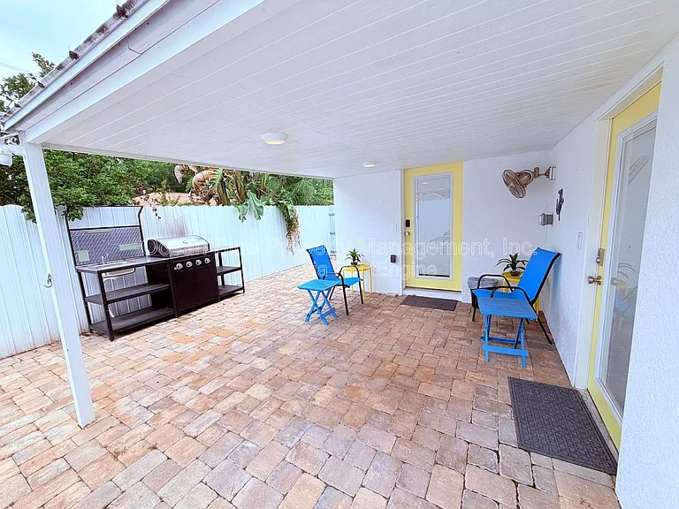 7006 N Duncan Ave #A — Photo 23