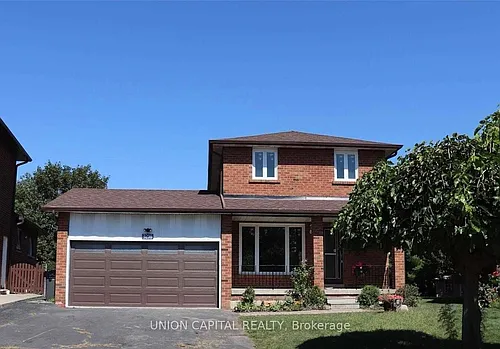 3210 Fairfox Cres Photo 1