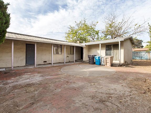 2nd image of 879 Bette Ave
