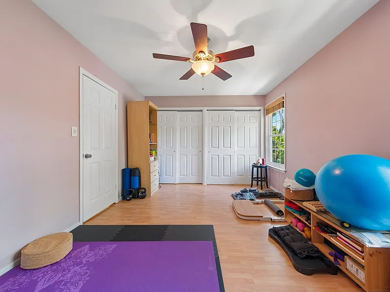 212 Westchester Ct #8 — Photo 17