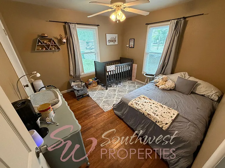 1240 N Garfield Ave — Photo 15