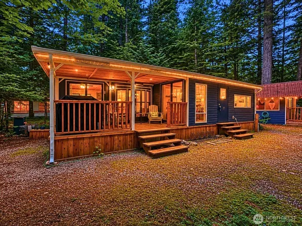 160 3 Big River Boulevard E, Deming, WA 98244