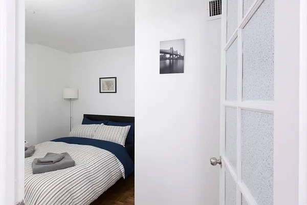 Rented by Metropolitan Property Group | media 18