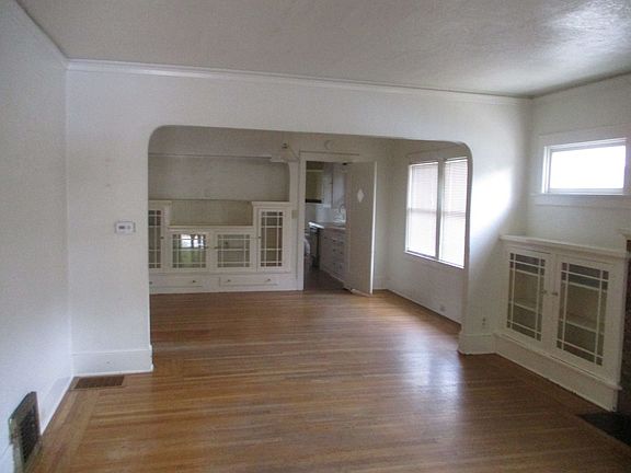 3rd image of 2408 42nd St