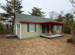 67 Hudson Ave, Oak Bluffs, MA 02557