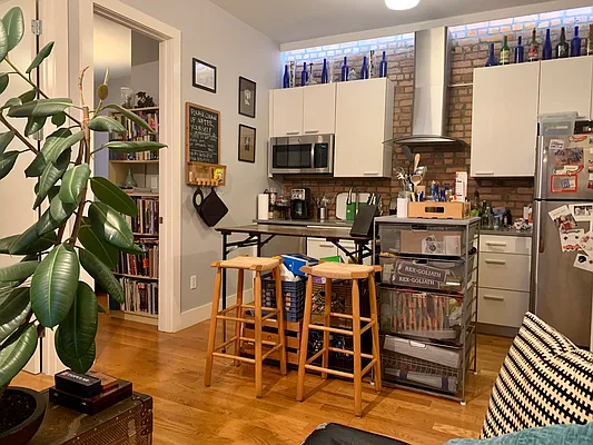 Rented by Brooklive Management/Deergrow Developments LLC | media 10