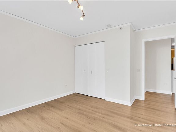 5th image of 201 N Westshore Dr APT 1006