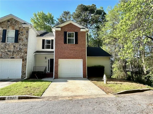 2939 Stone Crest Ln, Lithonia, GA 30038