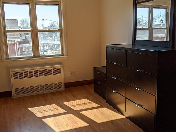 4th image of 125-02 6th Ave Floor 3