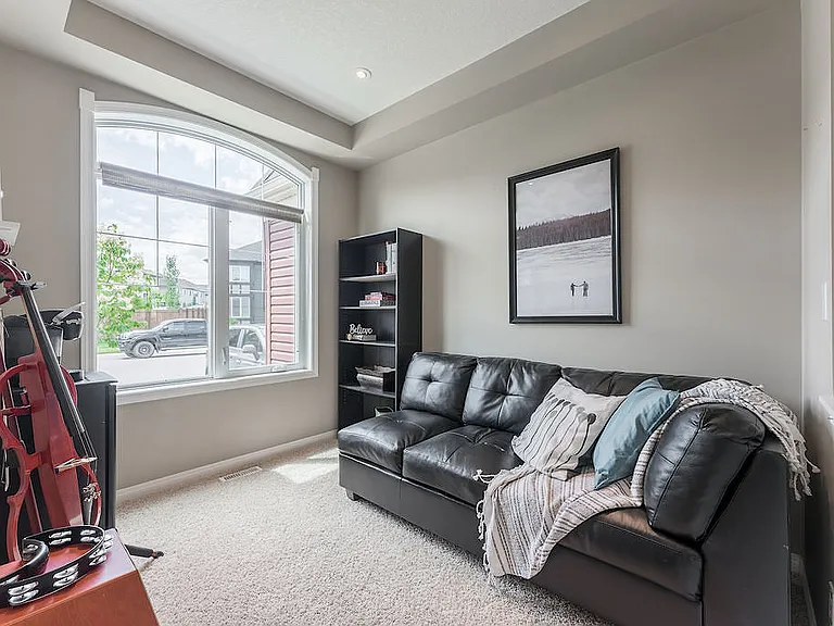 644 Windridge Rd SW — Photo 4