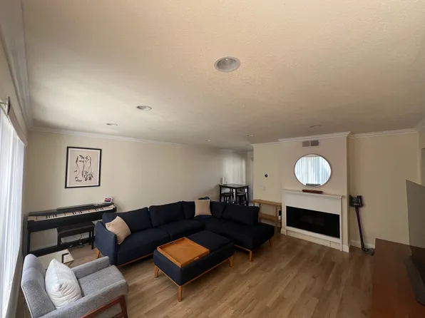 (undisclosed Address), Orange, CA 92868